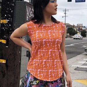 Nooworks Muscle Tee Pebble People large EUC D